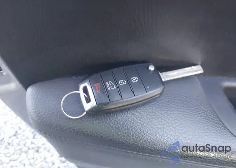 2015 Kia Sorento Lx из США, поврежденный, VIN 5XYKT4A69FG635585